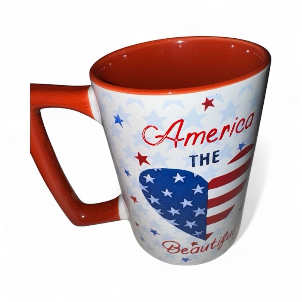 Patriotic Stars and Stripes Heart Mug - Picture 3 of 3